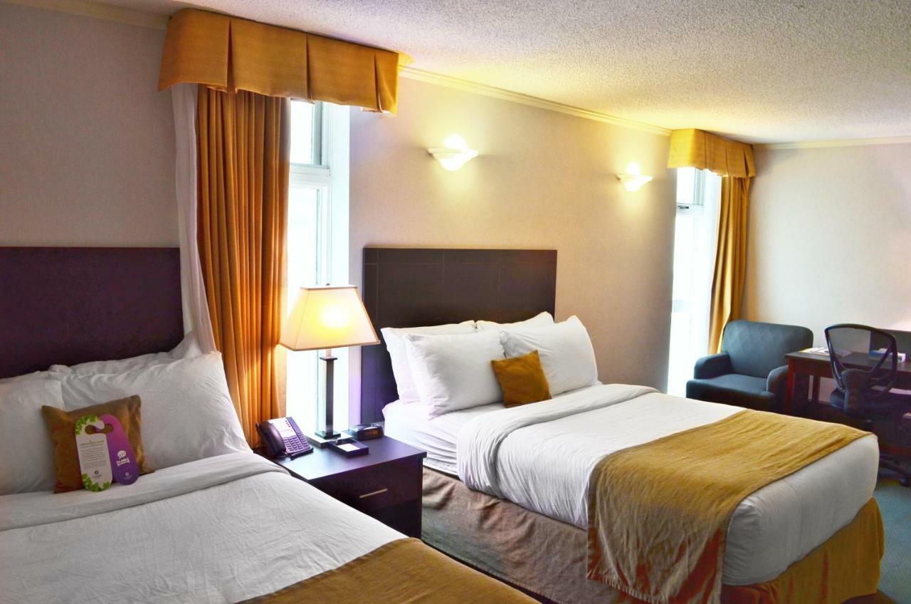 Coast High Country Inn Уайтхорс Экстерьер фото